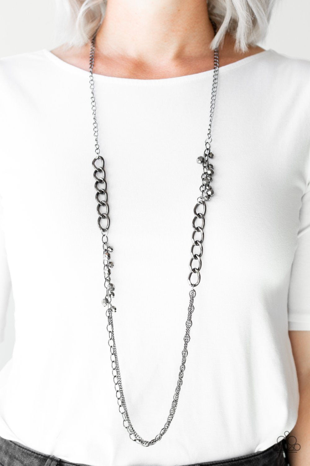 Mega Megacity - black - Paparazzi necklace