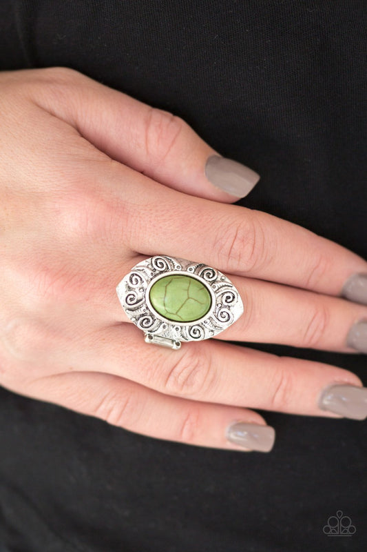Mega Mother Nature - green - Paparazzi ring