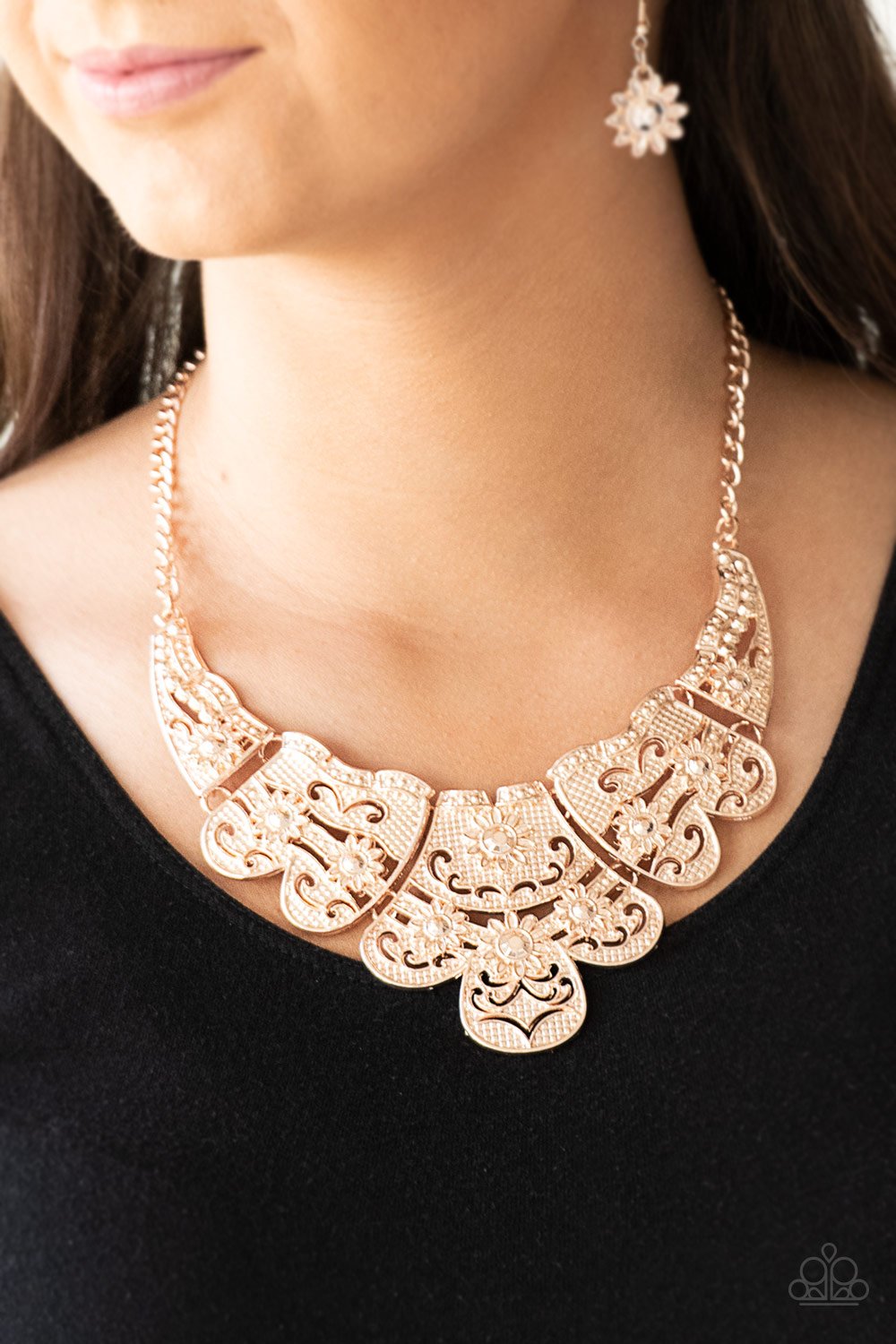 Mess With the Bull - rose gold - Paparazzi necklace