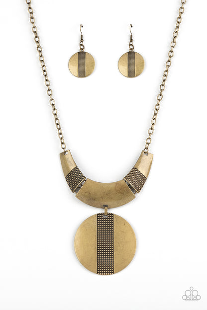 Metallic Enchantress - brass - Paparazzi necklace