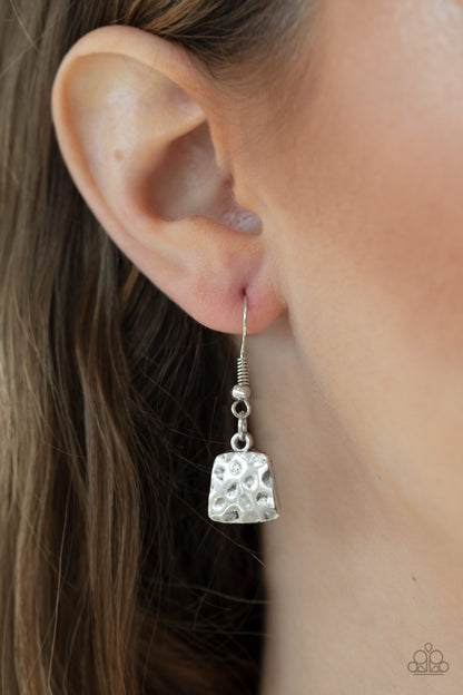 Metallic Mechanics - silver - Paparazzi necklace