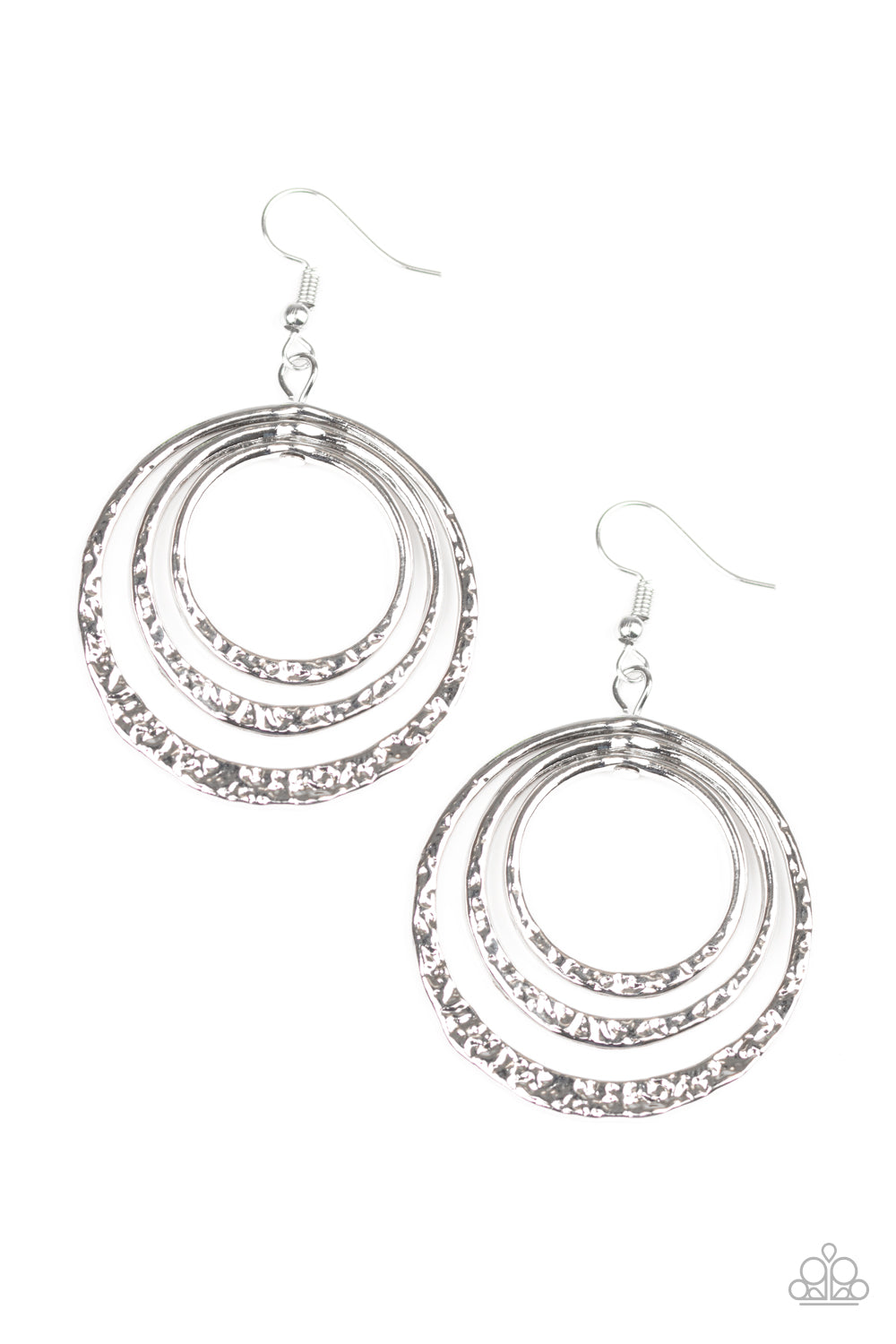 Metallic Ruffle - silver - Paparazzi earrings