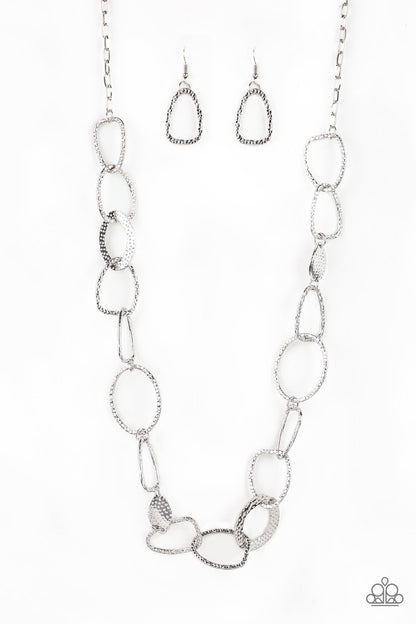 Metro Nouveau - silver - Paparazzi necklace