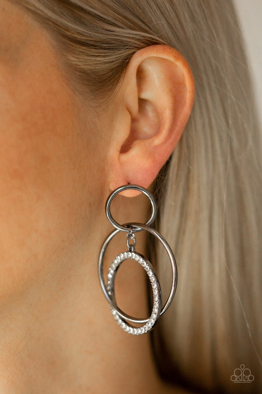 Metro Bliss-black-Paparazzi earrings