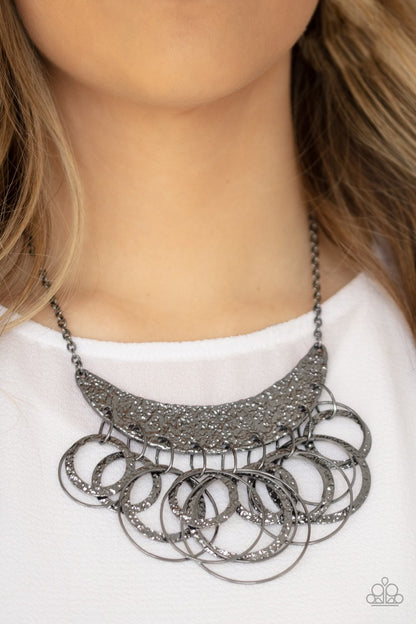 Metro Eclipse-black-Paparazzi necklace