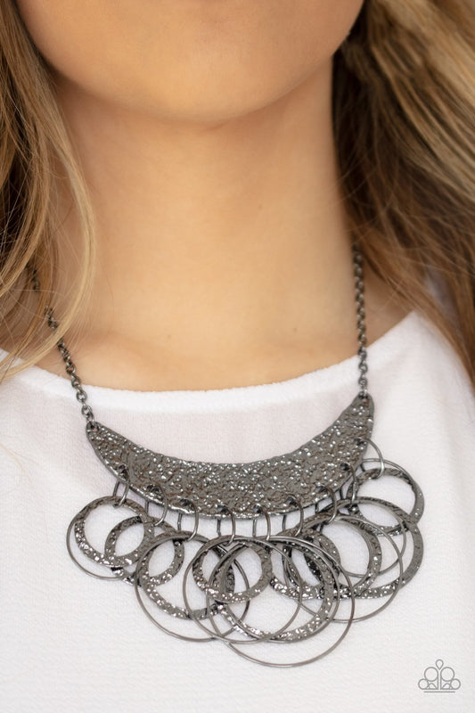 Metro Eclipse-black-Paparazzi necklace