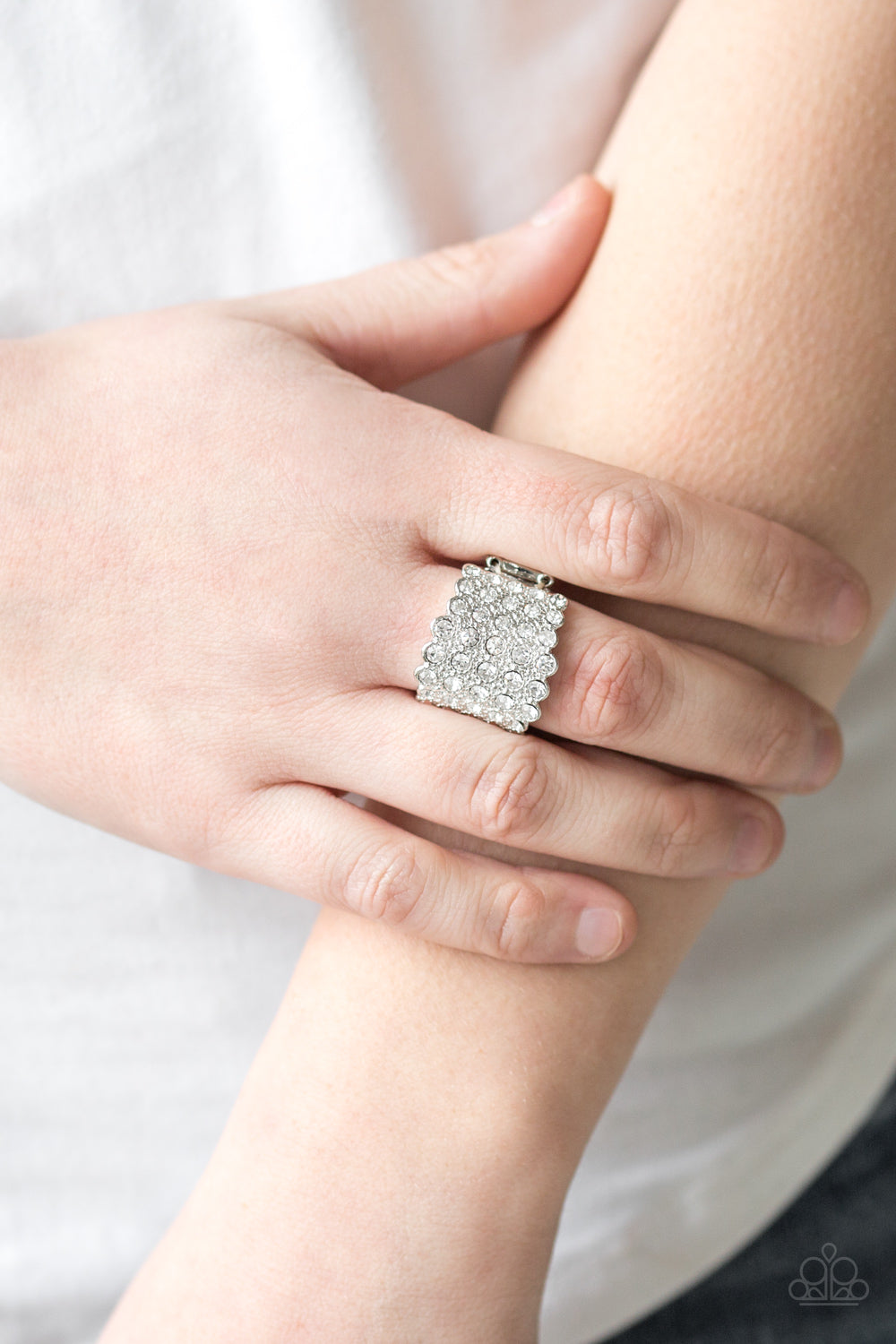 Million Dollar Masquerade - white - Paparazzi ring