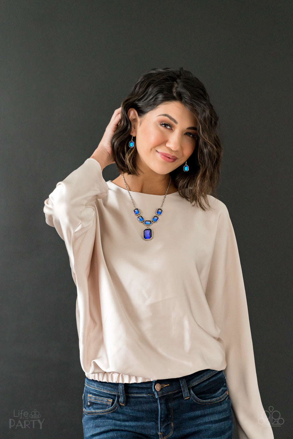 Million Dollar Moment - blue - Paparazzi necklace