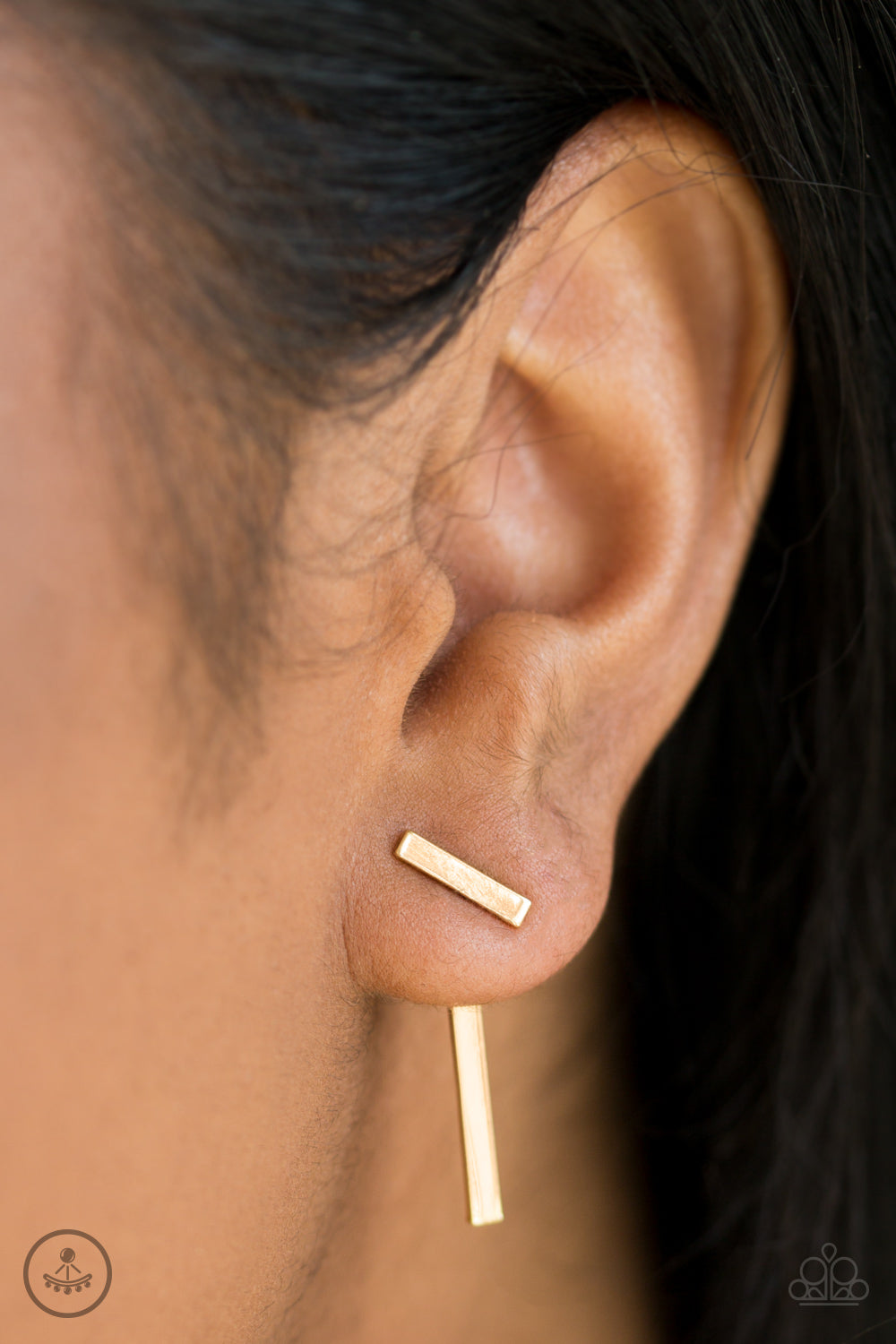 Minimally Maverick - gold - Paparazzi earrings