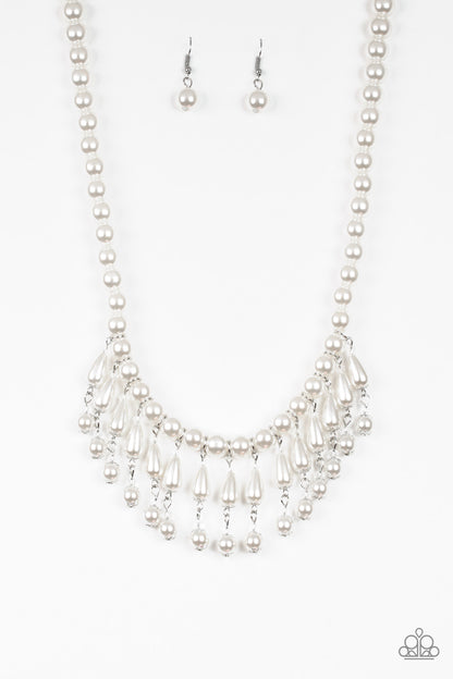 Miss Majestic - white - Paparazzi necklace