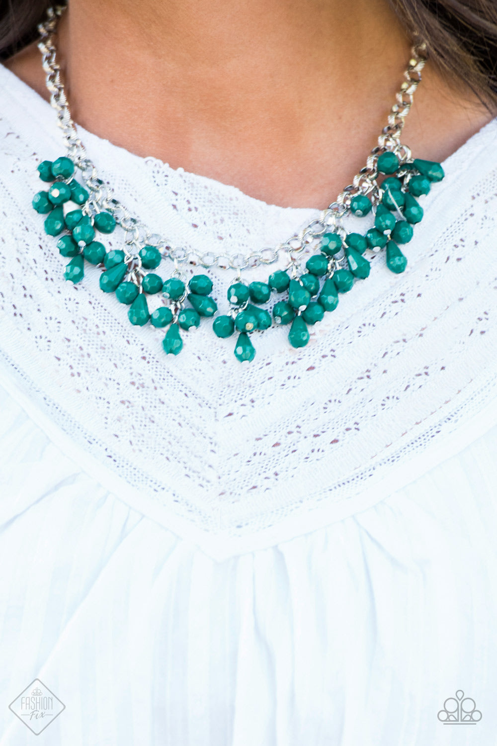 Modern Macarena - green - Paparazzi necklace