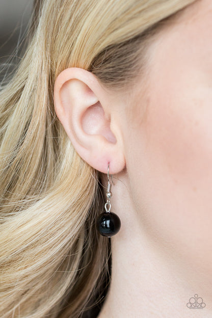 Modern Day Malibu - black - Paparazzi necklace