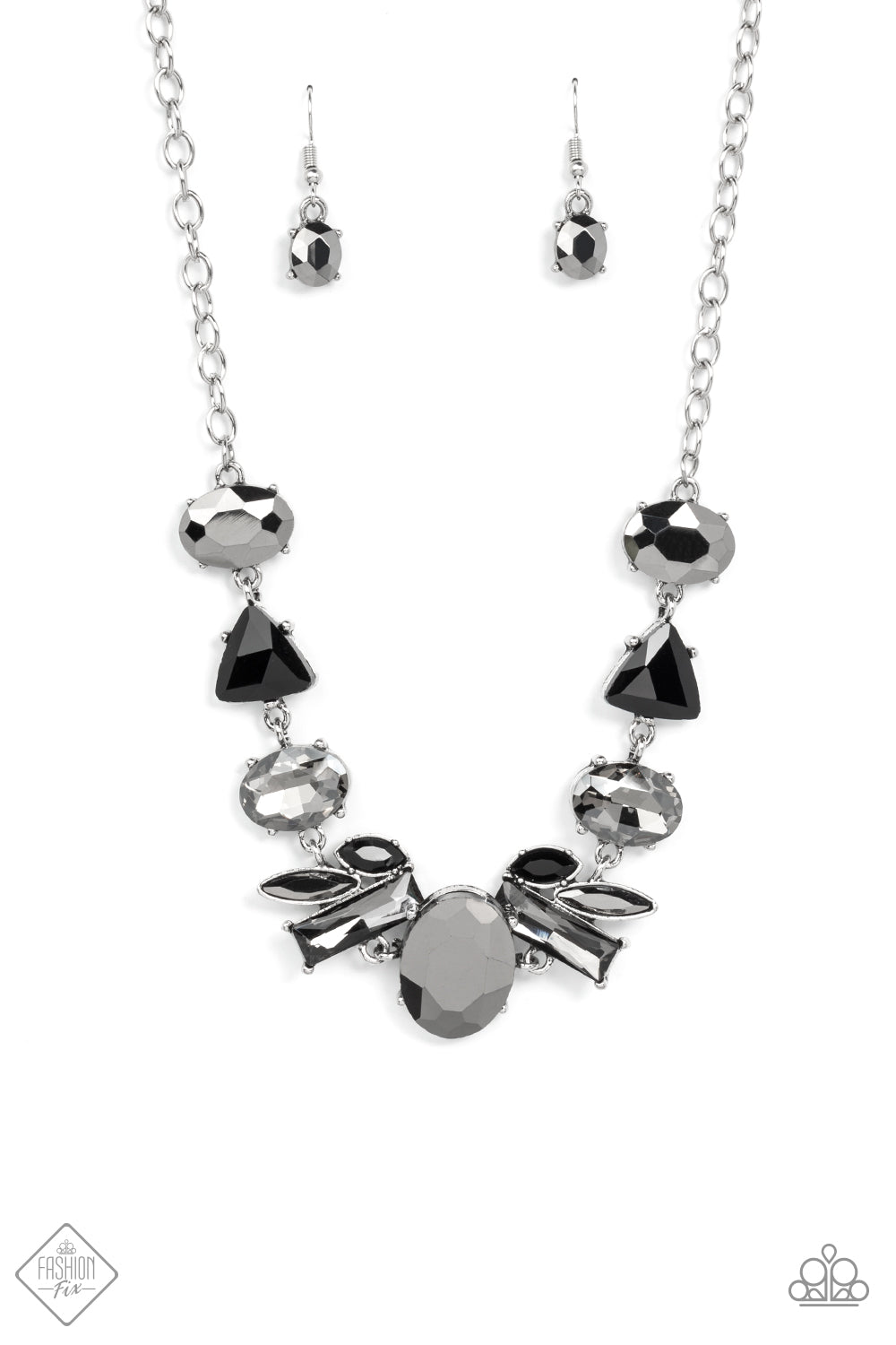 Modern Day Marvel - silver - Paparazzi necklace