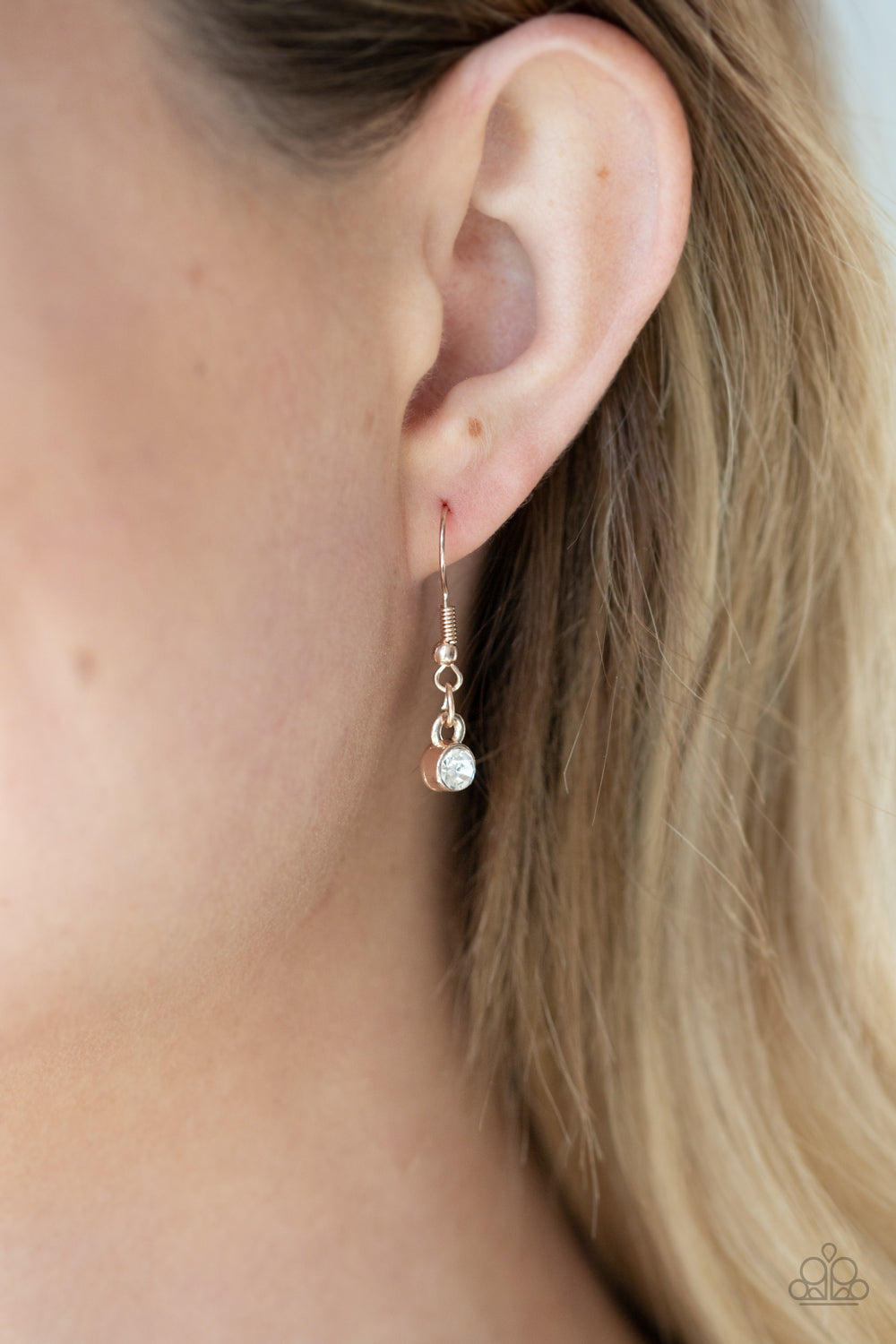 Modern Minimalist - rose gold - Paparazzi necklace