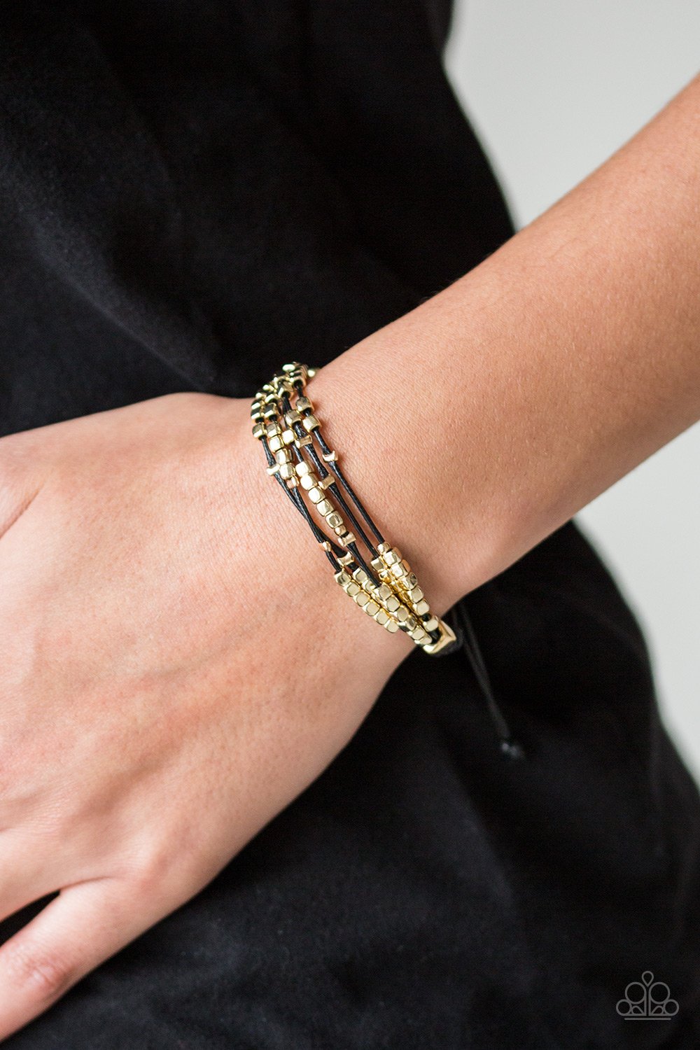 Modern Minimalism-gold-Paparazzi bracelet
