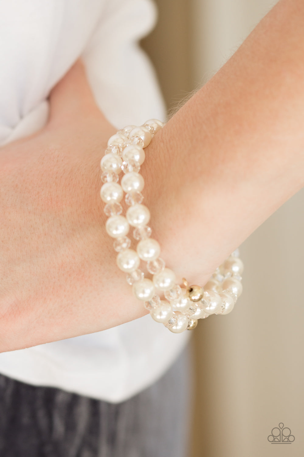 Modestly Modest - white - Paparazzi bracelet