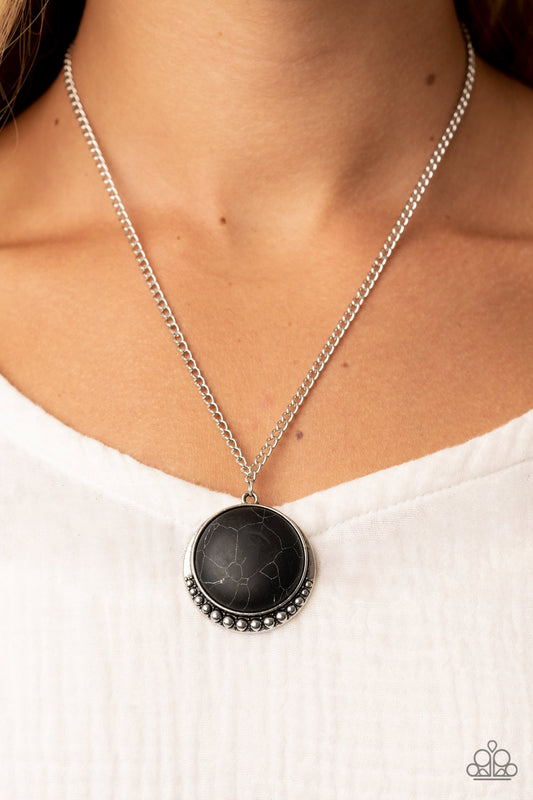 Mojave Moon - black - Paparazzi necklace