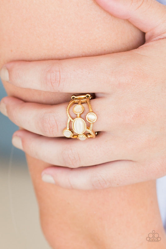 Moon Mood - gold - Paparazzi ring