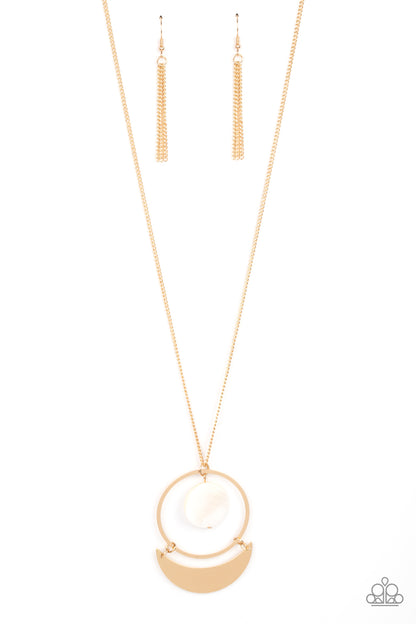 Moonlight Sailing - gold - Paparazzi necklace