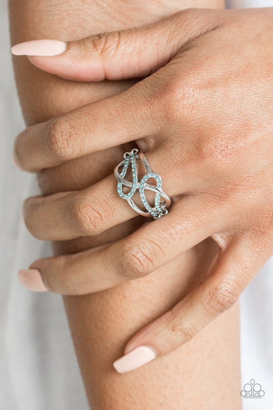 More or FLAWLESS-blue-Paparazzi ring