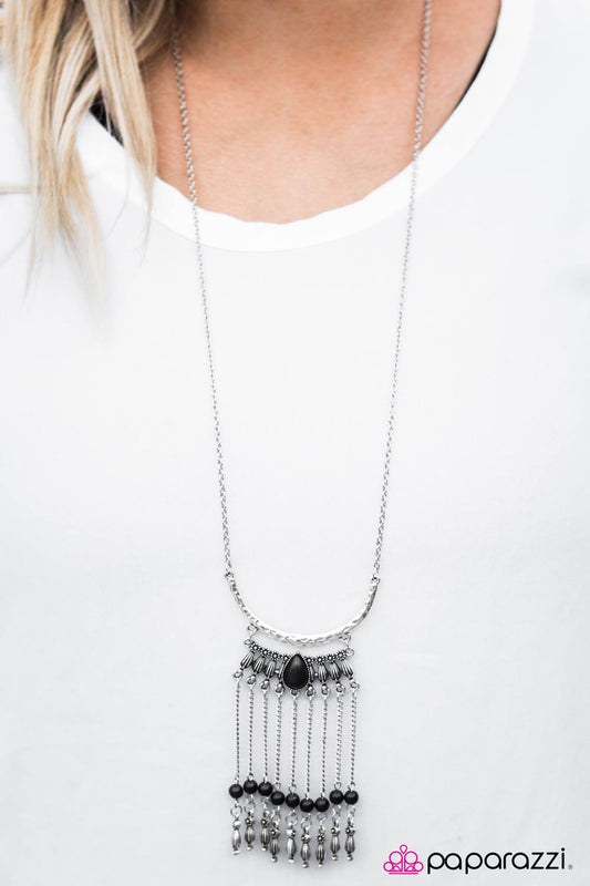 Mountain Beauty - Paparazzi necklace