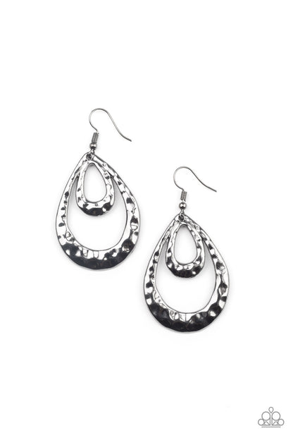 Museum Muse - black - Paparazzi earrings