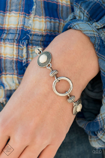 Musical Mountains - white - Paparazzi bracelet