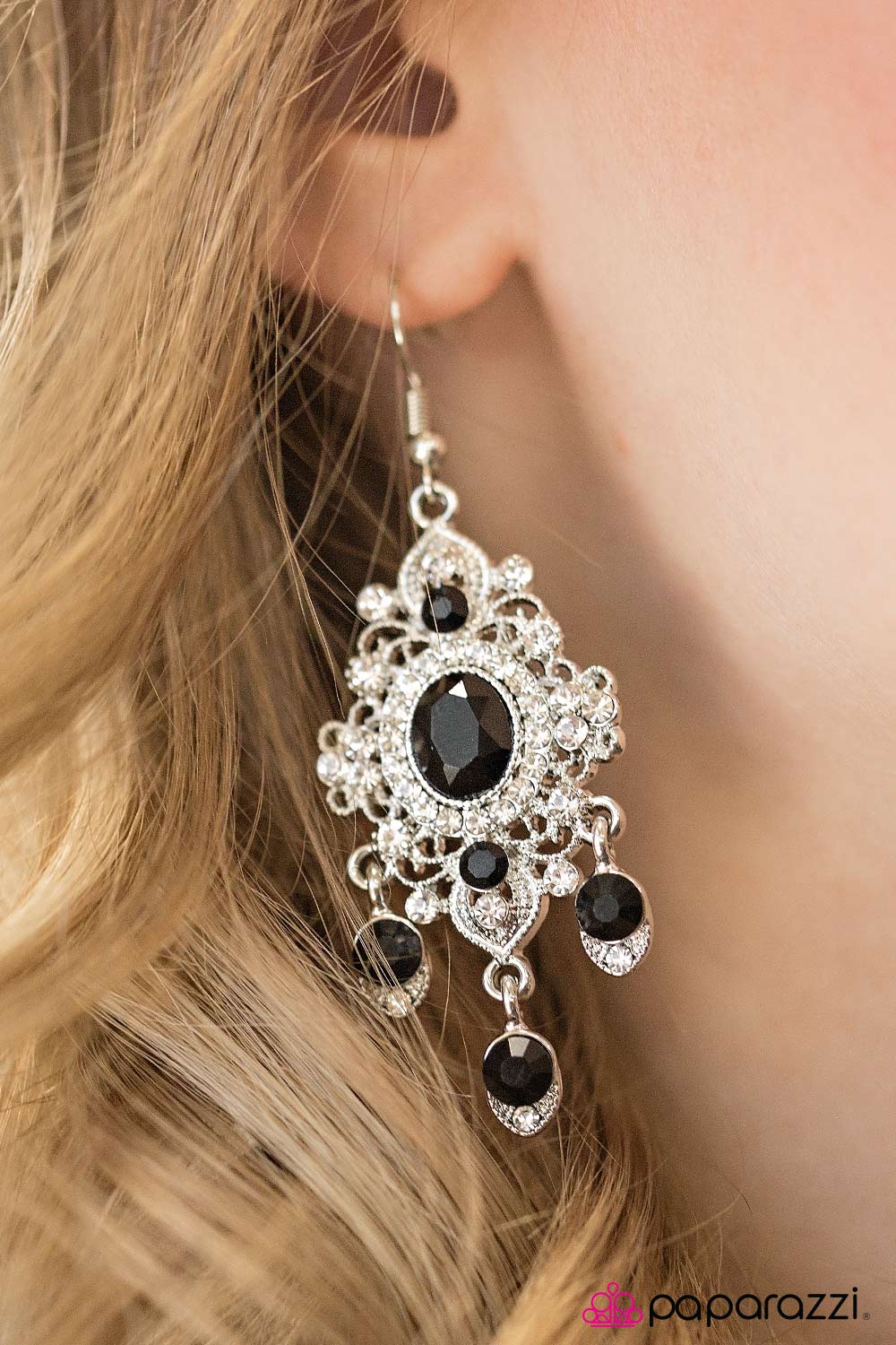 Must Be Royal - Black - Paparazzi earrings