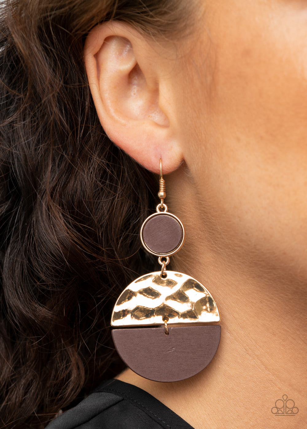 Natural Element - gold - Paparazzi earrings