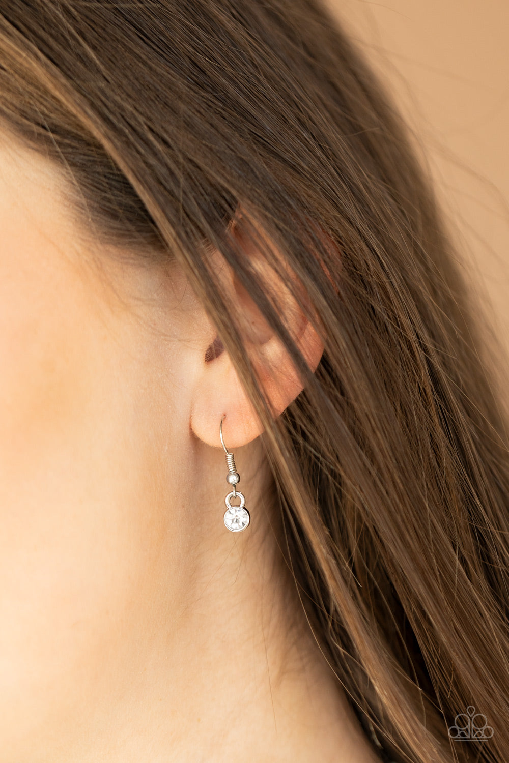 Never Miss A Beat - red - Paparazzi necklace