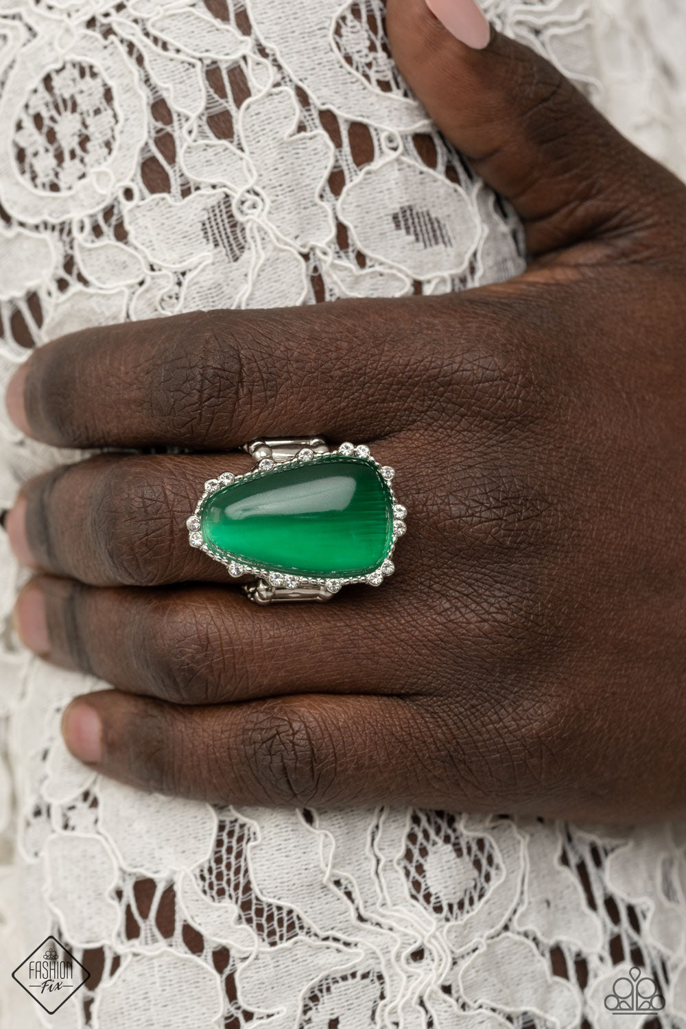 Newport Nouveau - green - Paparazzi ring