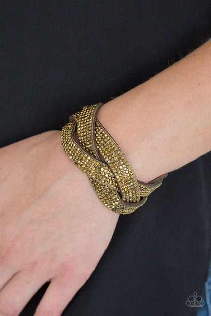 Nice Girls Finish Last - brass - Paparazzi bracelet