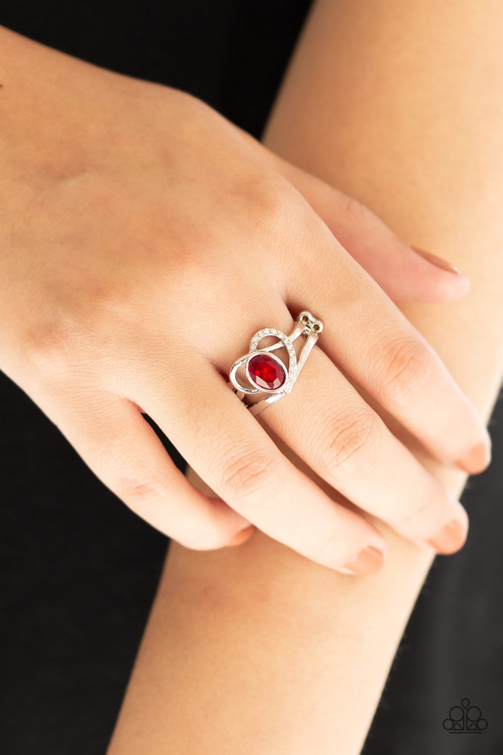No Heartstrings Attached - red - Paparazzi ring