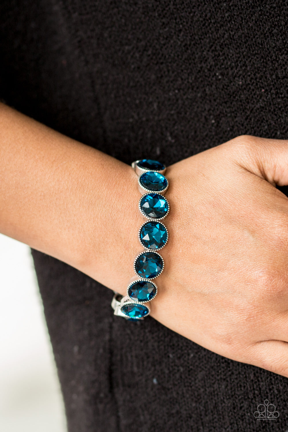 Number One Knockout - blue - Paparazzi bracelet