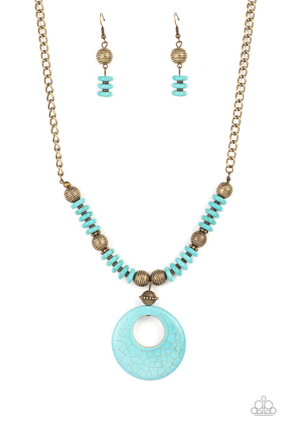 Oasis Goddess - brass - Paparazzi necklace