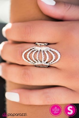 Off the Top Rope - Paparazzi ring