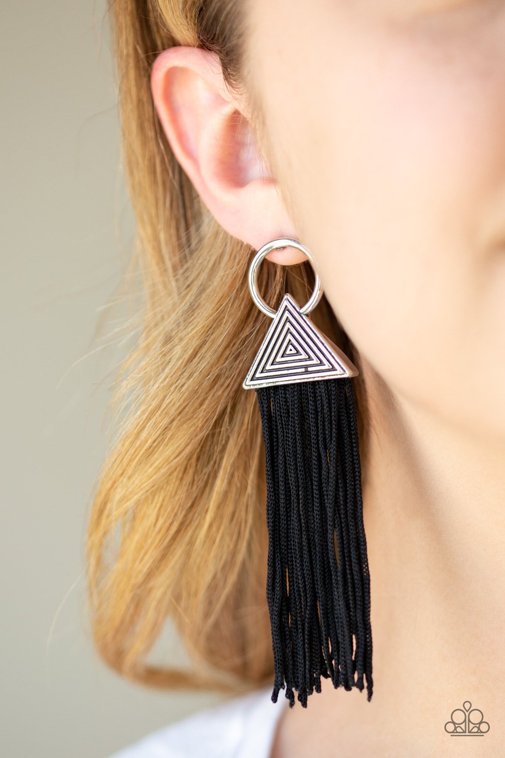 Oh My Giza-black-Paparazzi earrings