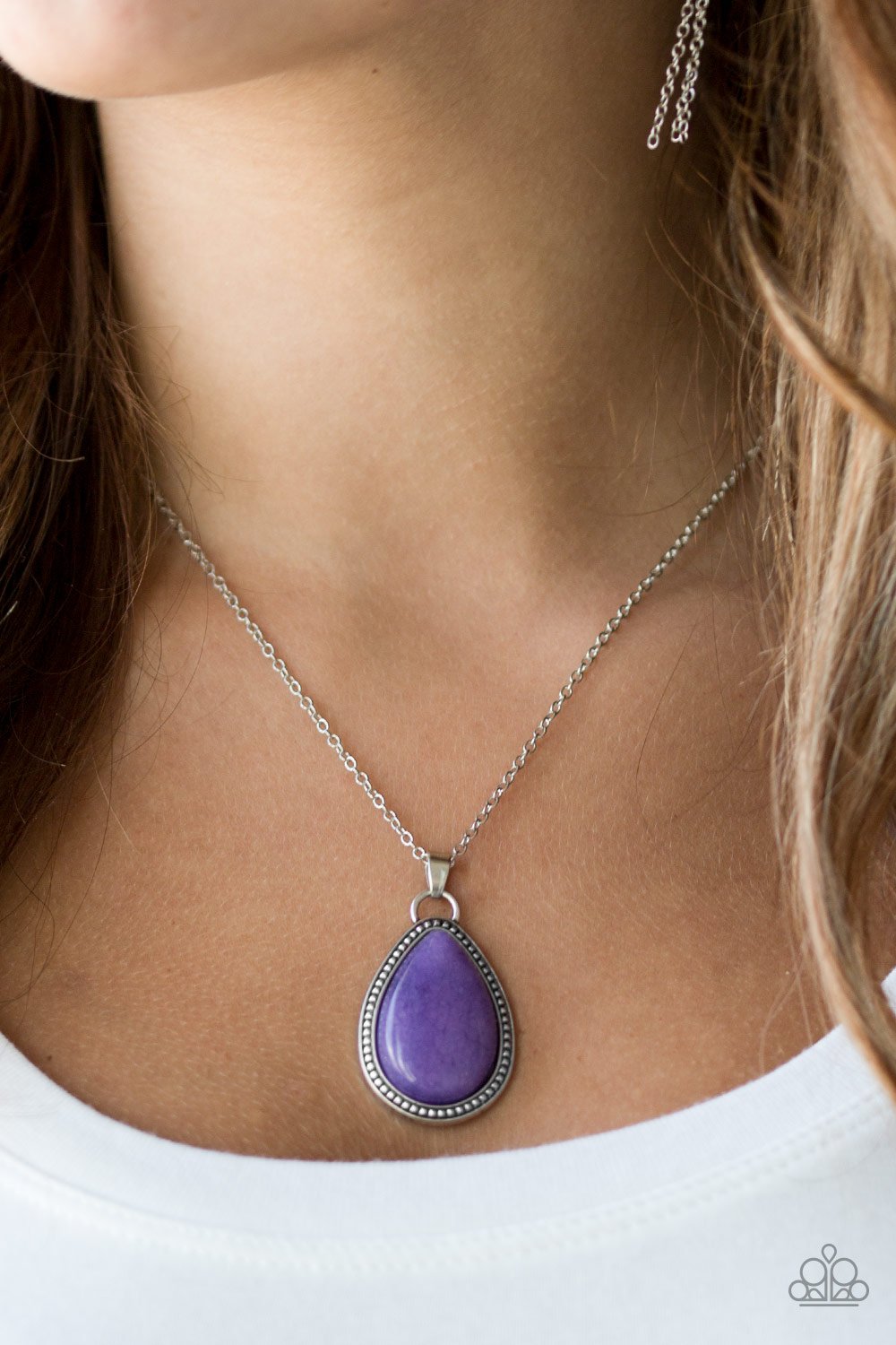 On the Home Frontier-purple-Paparazzi necklace
