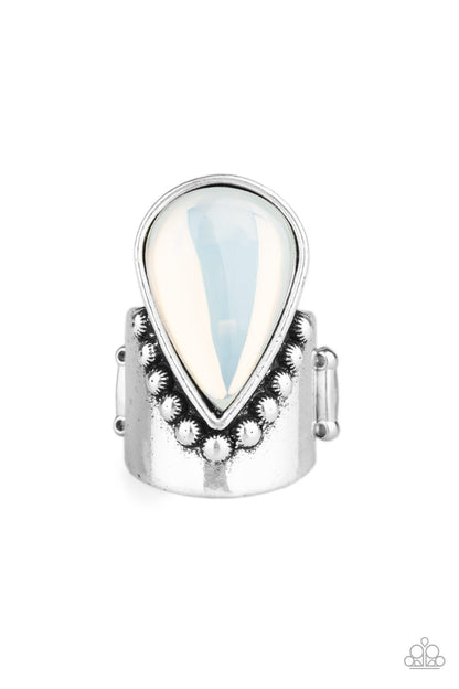 Opal Mist - white - Paparazzi ring