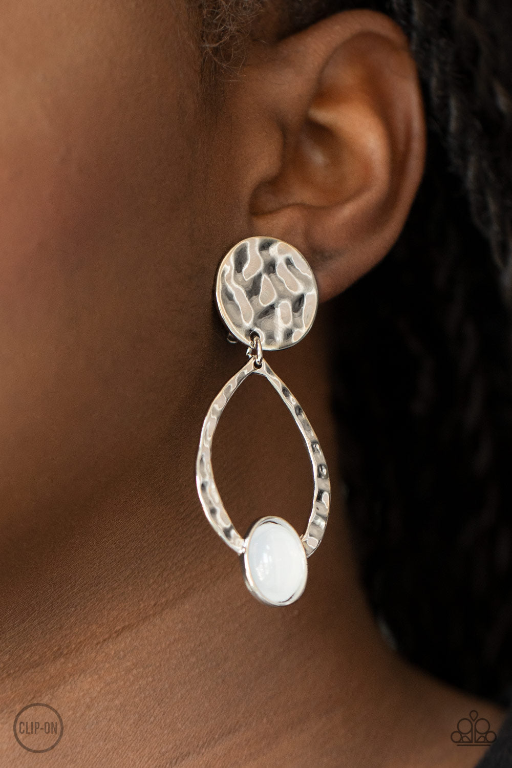 Opal Obsession - white - Paparazzi CLIP ON earrings