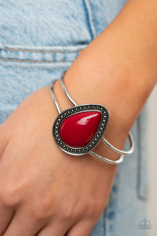 Over The Top Pop - red - Paparazzi bracelet
