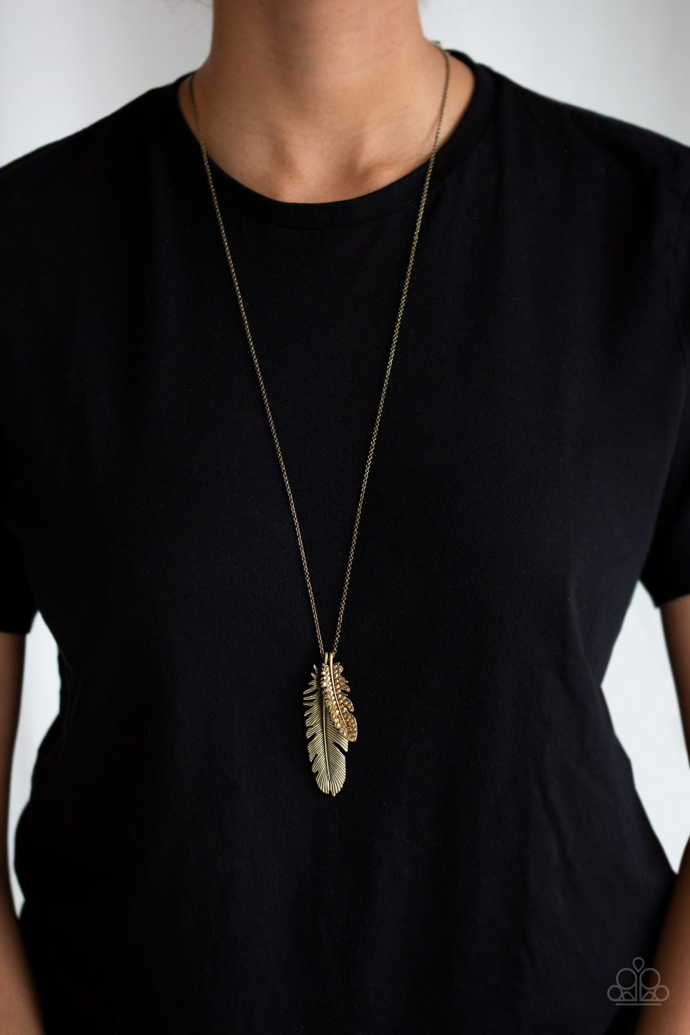 Own Free Quill - brass - Paparazzi necklace