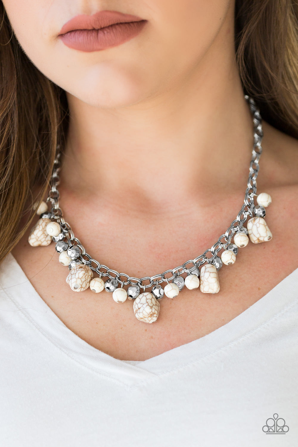 Paleo Princess - white - Paparazzi necklace