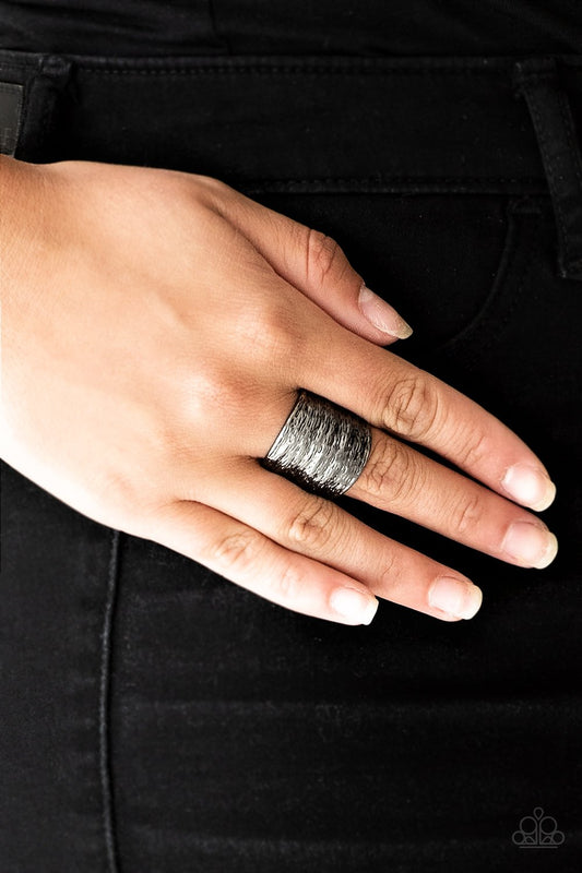 Paleo Patterns - black - Paparazzi ring