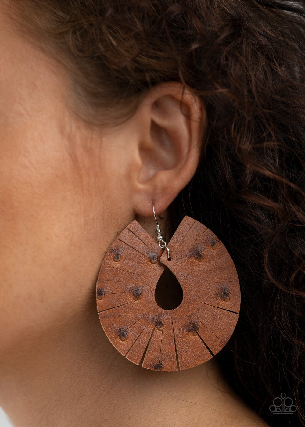 Palm Island - brown - Paparazzi earrings