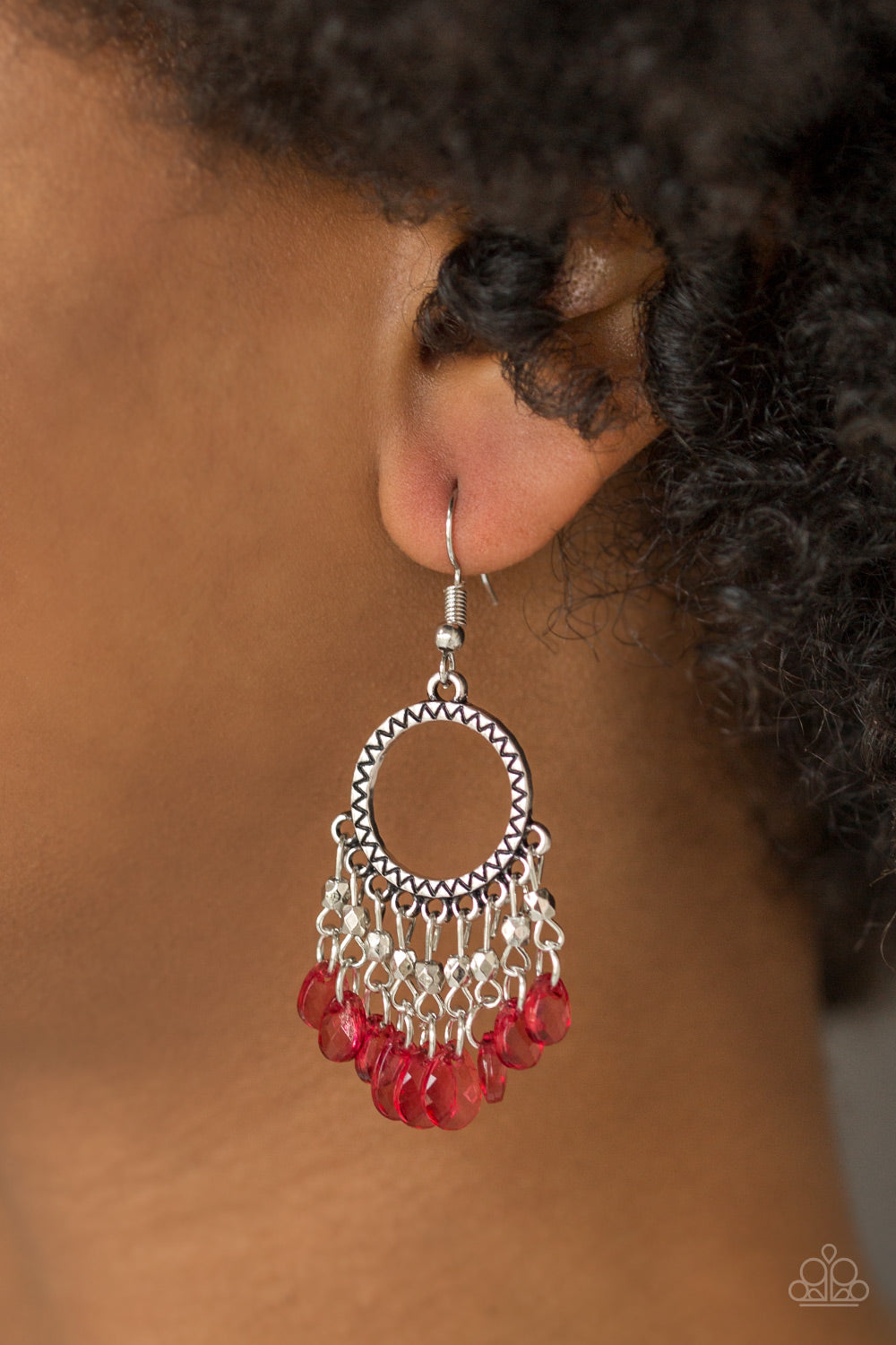 Paradise Palace - red - Paparazzi earrings