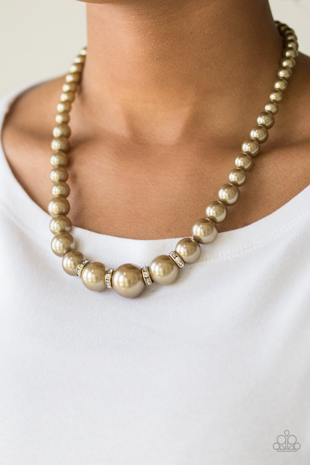 Party Pearls - brass - Paparazzi necklace