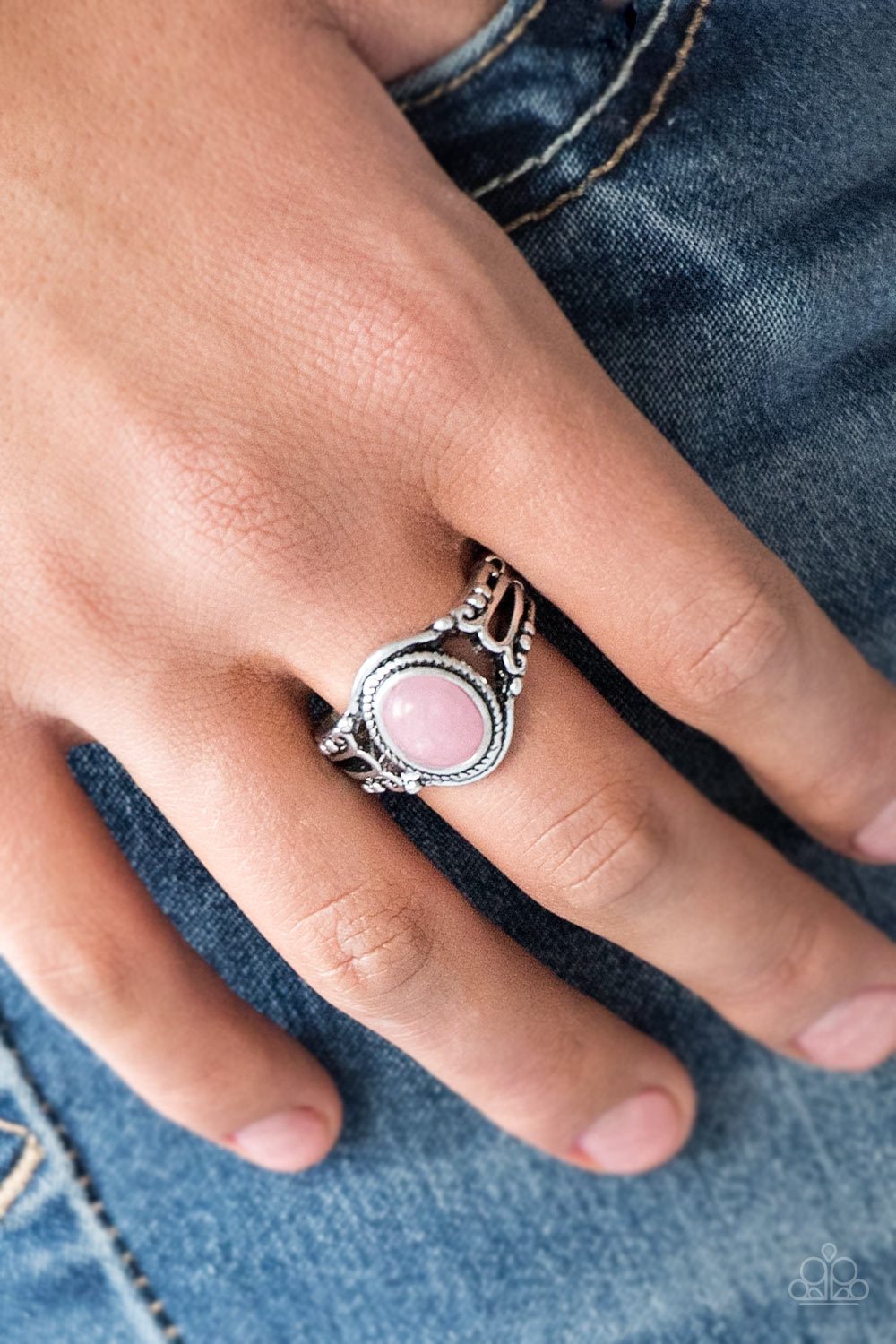 Peacefully Peacefull - pink - Paparazzi ring