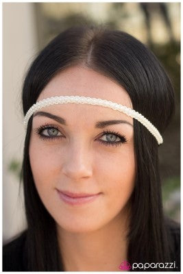 Pearl Perfection - White - Paparazzi headband