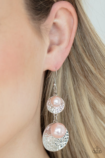 Pearl Dive - pink - Paparazzi earrings